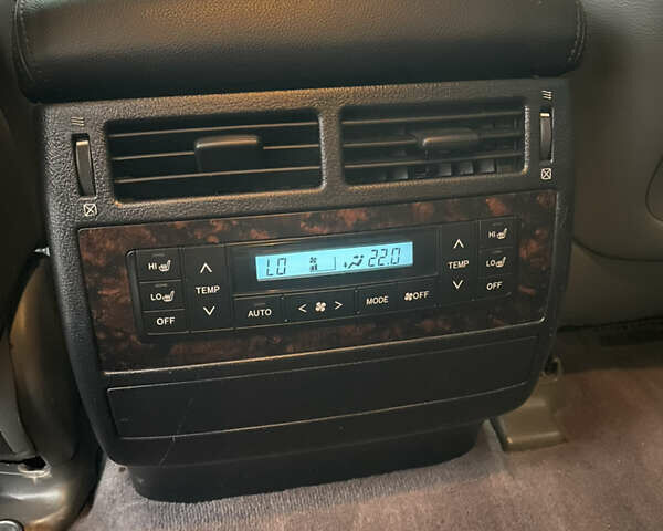 Сірий Тойота Ленд Крузер, об'ємом двигуна 4.7 л та пробігом 139 тис. км за 33500 $, фото 13 на Automoto.ua