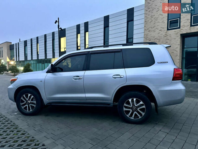 Сірий Тойота Ленд Крузер, об'ємом двигуна 4.66 л та пробігом 276 тис. км за 20500 $, фото 5 на Automoto.ua