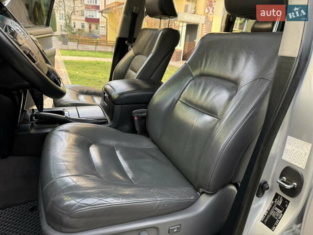 Серый Тойота Ленд Крузер, объемом двигателя 4.7 л и пробегом 305 тыс. км за 25500 $, фото 54 на Automoto.ua