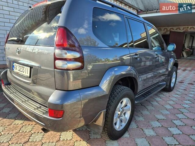 Серый Тойота Ленд Крузер, объемом двигателя 3.96 л и пробегом 139 тыс. км за 19500 $, фото 15 на Automoto.ua