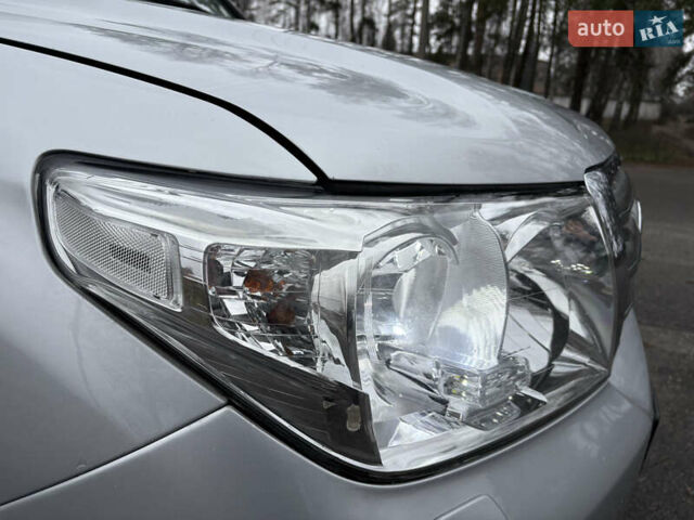 Сірий Тойота Ленд Крузер, об'ємом двигуна 4.7 л та пробігом 240 тис. км за 21800 $, фото 7 на Automoto.ua