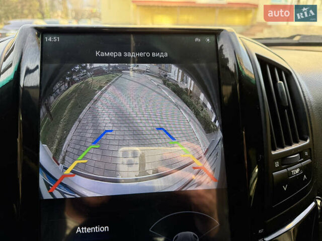 Серый Тойота Ленд Крузер, объемом двигателя 4.7 л и пробегом 305 тыс. км за 25500 $, фото 74 на Automoto.ua