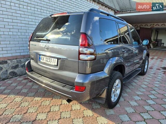 Серый Тойота Ленд Крузер, объемом двигателя 3.96 л и пробегом 139 тыс. км за 19500 $, фото 16 на Automoto.ua