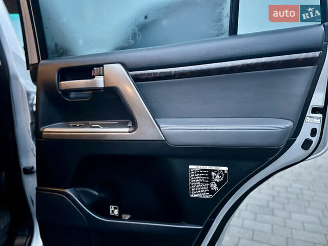 Сірий Тойота Ленд Крузер, об'ємом двигуна 4.66 л та пробігом 276 тис. км за 20500 $, фото 10 на Automoto.ua