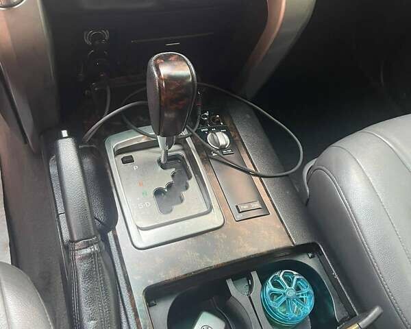 Сірий Тойота Ленд Крузер, об'ємом двигуна 4.7 л та пробігом 278 тис. км за 20500 $, фото 1 на Automoto.ua