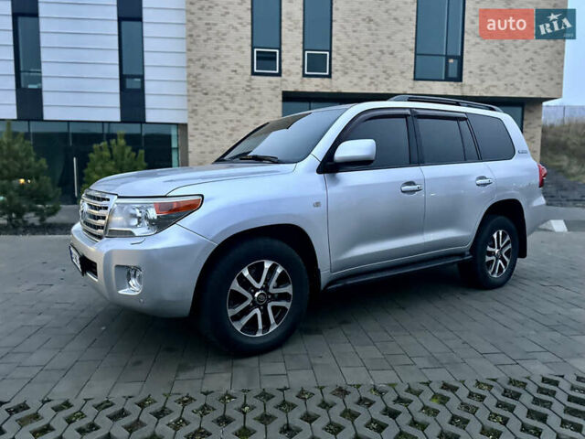 Сірий Тойота Ленд Крузер, об'ємом двигуна 4.66 л та пробігом 276 тис. км за 20500 $, фото 6 на Automoto.ua