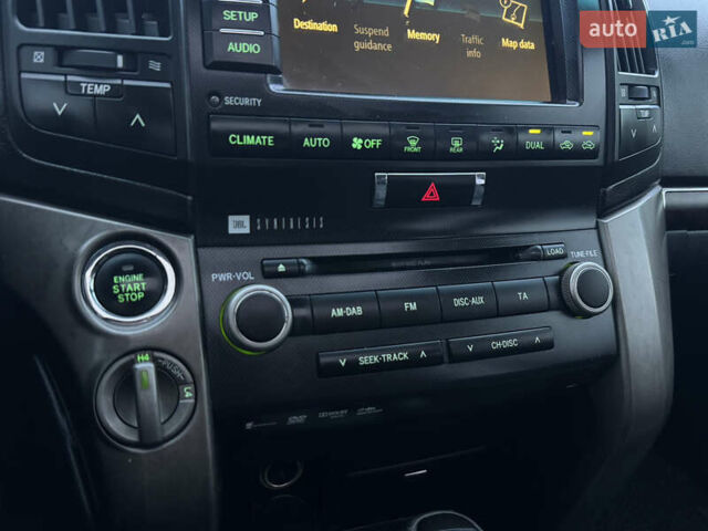 Серый Тойота Ленд Крузер, объемом двигателя 4.5 л и пробегом 275 тыс. км за 26900 $, фото 59 на Automoto.ua