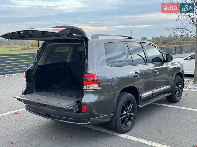 Сірий Тойота Ленд Крузер, об'ємом двигуна 4.5 л та пробігом 280 тис. км за 24900 $, фото 25 на Automoto.ua