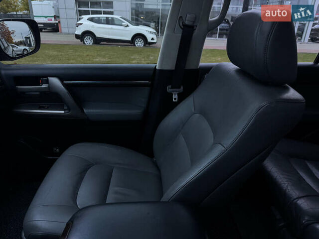 Сірий Тойота Ленд Крузер, об'ємом двигуна 4.5 л та пробігом 280 тис. км за 24900 $, фото 65 на Automoto.ua