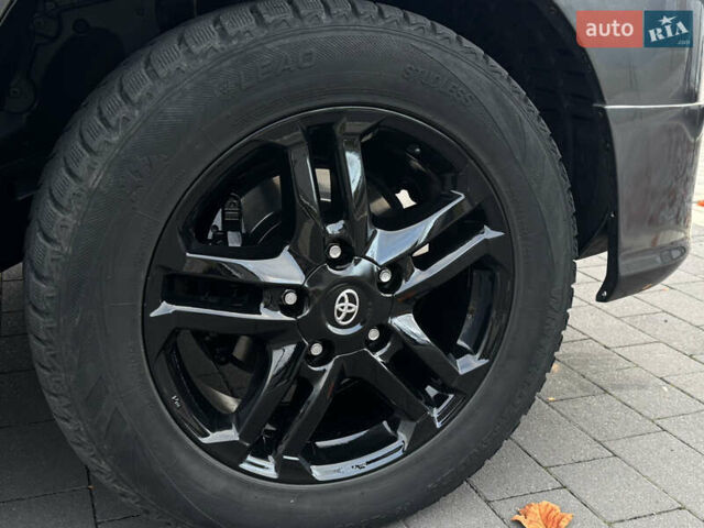 Сірий Тойота Ленд Крузер, об'ємом двигуна 4.5 л та пробігом 280 тис. км за 24900 $, фото 22 на Automoto.ua