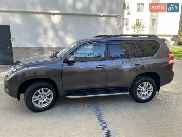 Сірий Тойота Ленд Крузер, об'ємом двигуна 2.98 л та пробігом 225 тис. км за 22700 $, фото 1 на Automoto.ua