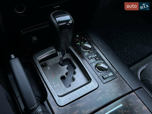 Сірий Тойота Ленд Крузер, об'ємом двигуна 4.5 л та пробігом 280 тис. км за 24900 $, фото 64 на Automoto.ua