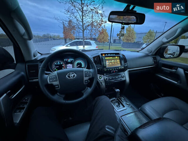 Сірий Тойота Ленд Крузер, об'ємом двигуна 4.5 л та пробігом 280 тис. км за 24900 $, фото 61 на Automoto.ua