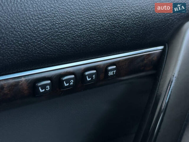 Серый Тойота Ленд Крузер, объемом двигателя 4.5 л и пробегом 275 тыс. км за 26900 $, фото 54 на Automoto.ua