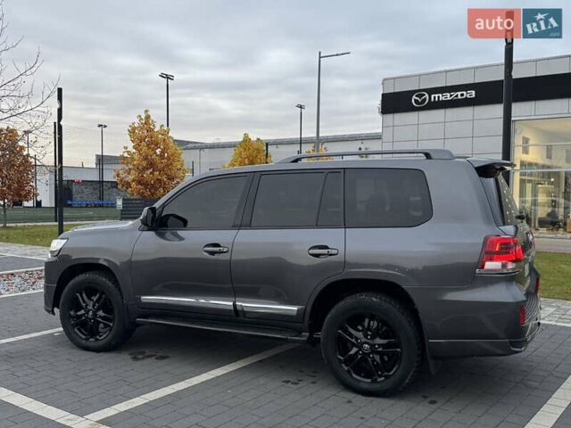 Серый Тойота Ленд Крузер, объемом двигателя 4.5 л и пробегом 275 тыс. км за 26900 $, фото 13 на Automoto.ua