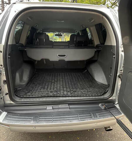 Серый Тойота Ленд Крузер, объемом двигателя 2.98 л и пробегом 203 тыс. км за 23000 $, фото 11 на Automoto.ua