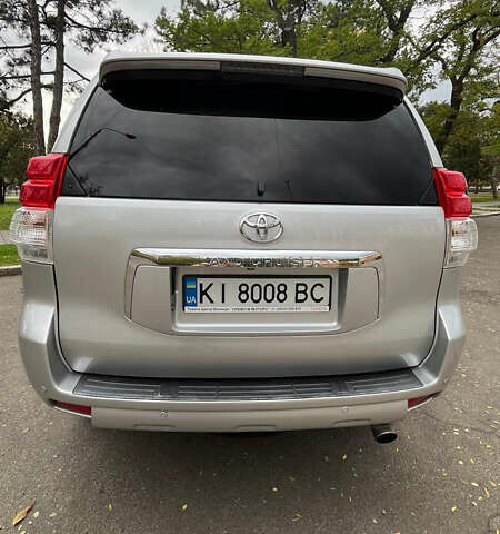 Серый Тойота Ленд Крузер, объемом двигателя 2.98 л и пробегом 203 тыс. км за 23000 $, фото 2 на Automoto.ua