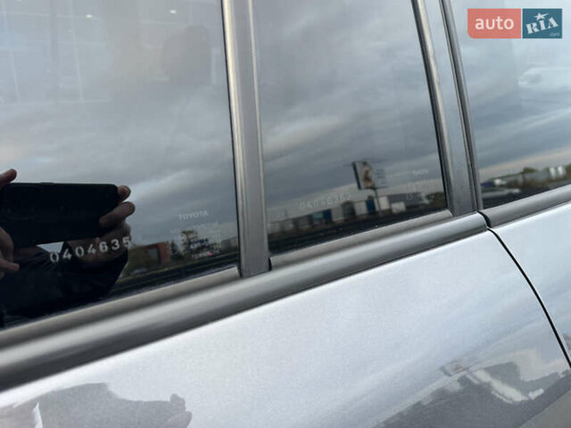 Серый Тойота Ленд Крузер, объемом двигателя 4.5 л и пробегом 275 тыс. км за 26900 $, фото 48 на Automoto.ua