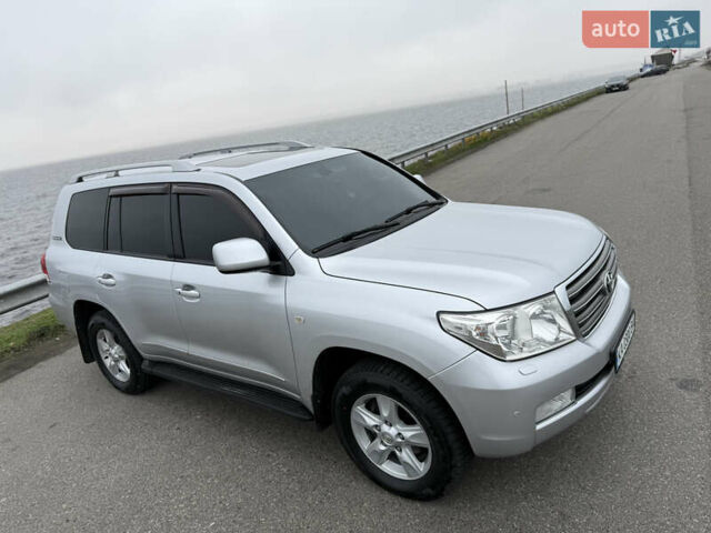 Серый Тойота Ленд Крузер, объемом двигателя 4.5 л и пробегом 280 тыс. км за 32500 $, фото 14 на Automoto.ua