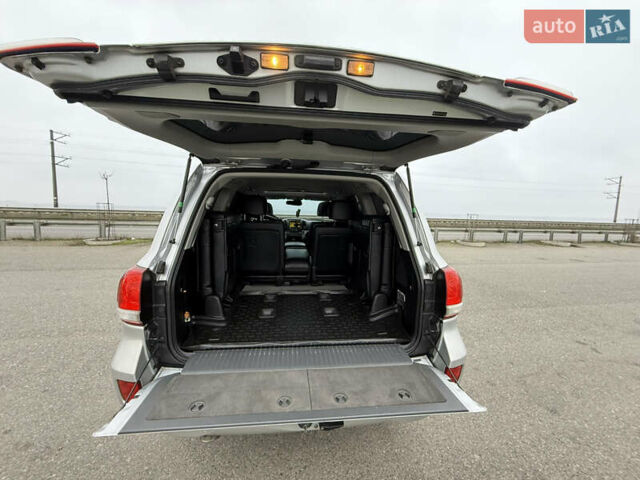 Серый Тойота Ленд Крузер, объемом двигателя 4.5 л и пробегом 280 тыс. км за 32500 $, фото 61 на Automoto.ua