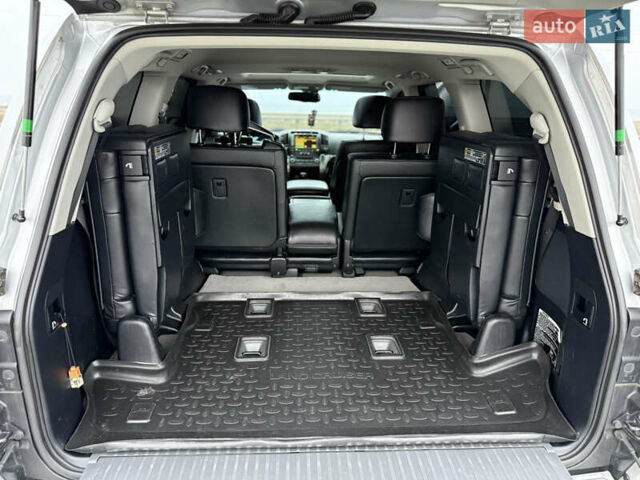 Серый Тойота Ленд Крузер, объемом двигателя 4.5 л и пробегом 280 тыс. км за 32500 $, фото 63 на Automoto.ua