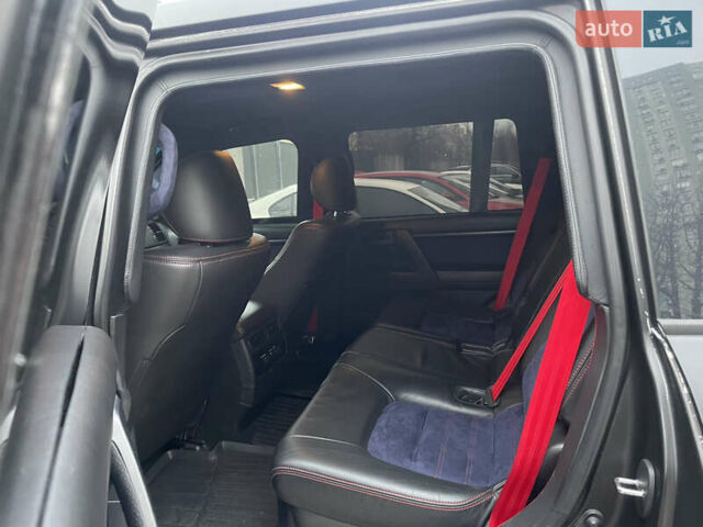 Серый Тойота Ленд Крузер, объемом двигателя 4.46 л и пробегом 105 тыс. км за 58000 $, фото 9 на Automoto.ua