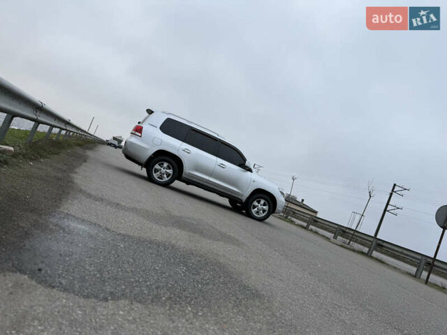 Серый Тойота Ленд Крузер, объемом двигателя 4.5 л и пробегом 280 тыс. км за 32500 $, фото 19 на Automoto.ua