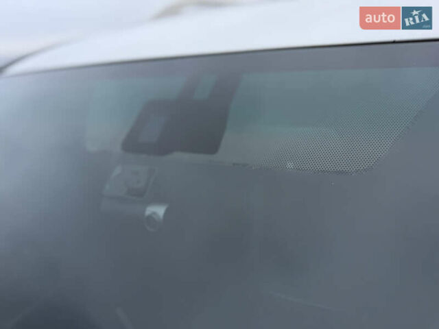 Серый Тойота Ленд Крузер, объемом двигателя 4.5 л и пробегом 280 тыс. км за 32500 $, фото 79 на Automoto.ua