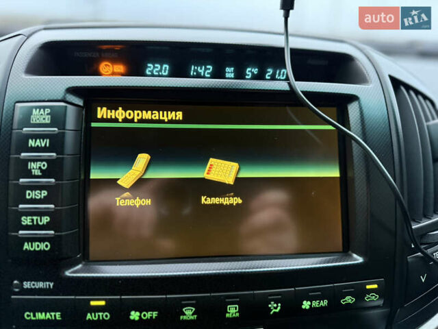 Серый Тойота Ленд Крузер, объемом двигателя 4.5 л и пробегом 280 тыс. км за 32500 $, фото 37 на Automoto.ua