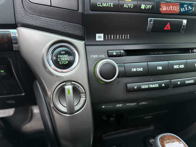 Серый Тойота Ленд Крузер, объемом двигателя 4.5 л и пробегом 280 тыс. км за 32500 $, фото 47 на Automoto.ua