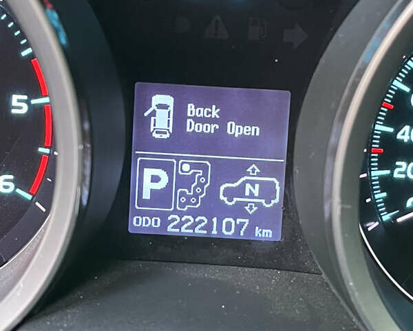 Сірий Тойота Ленд Крузер, об'ємом двигуна 4.46 л та пробігом 222 тис. км за 33500 $, фото 48 на Automoto.ua