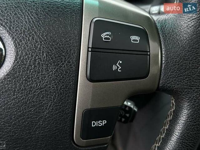 Серый Тойота Ленд Крузер, объемом двигателя 4.5 л и пробегом 139 тыс. км за 39000 $, фото 40 на Automoto.ua