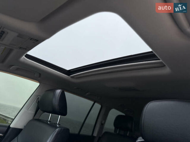 Серый Тойота Ленд Крузер, объемом двигателя 4.5 л и пробегом 280 тыс. км за 32500 $, фото 60 на Automoto.ua