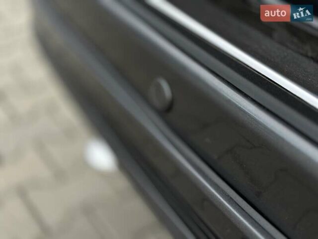 Серый Тойота Ленд Крузер, объемом двигателя 4.5 л и пробегом 139 тыс. км за 39000 $, фото 16 на Automoto.ua