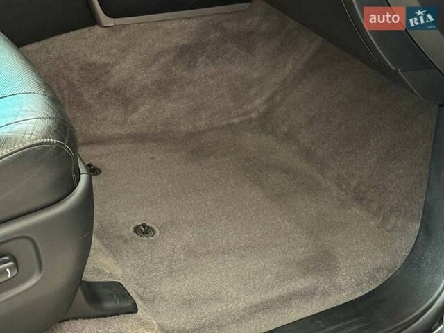 Сірий Тойота Ленд Крузер, об'ємом двигуна 4.5 л та пробігом 235 тис. км за 28990 $, фото 25 на Automoto.ua