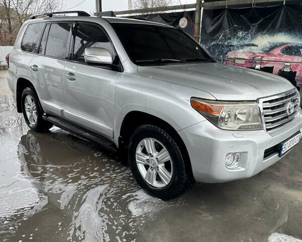 Серый Тойота Ленд Крузер, объемом двигателя 4.5 л и пробегом 290 тыс. км за 30500 $, фото 5 на Automoto.ua
