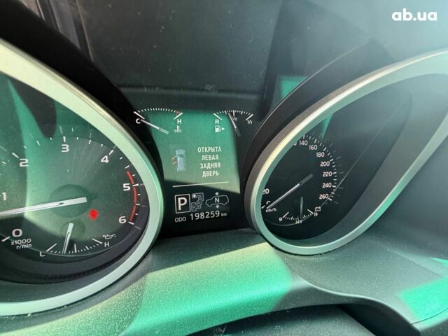 Сірий Тойота Ленд Крузер, об'ємом двигуна 4.5 л та пробігом 198 тис. км за 28000 $, фото 14 на Automoto.ua
