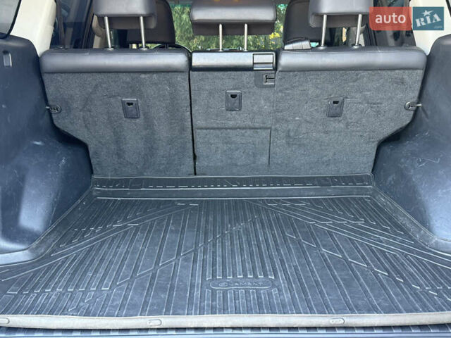 Сірий Тойота Ленд Крузер, об'ємом двигуна 3 л та пробігом 185 тис. км за 32500 $, фото 29 на Automoto.ua