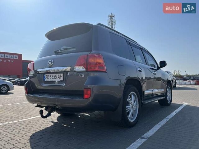 Серый Тойота Ленд Крузер, объемом двигателя 4.5 л и пробегом 230 тыс. км за 38899 $, фото 22 на Automoto.ua