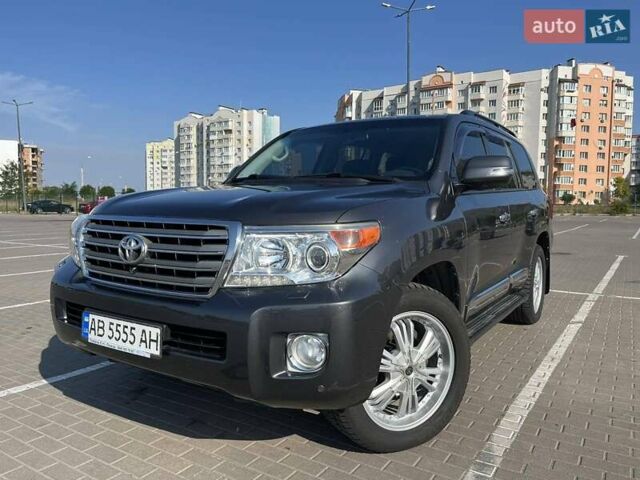 Серый Тойота Ленд Крузер, объемом двигателя 4.5 л и пробегом 230 тыс. км за 38899 $, фото 11 на Automoto.ua