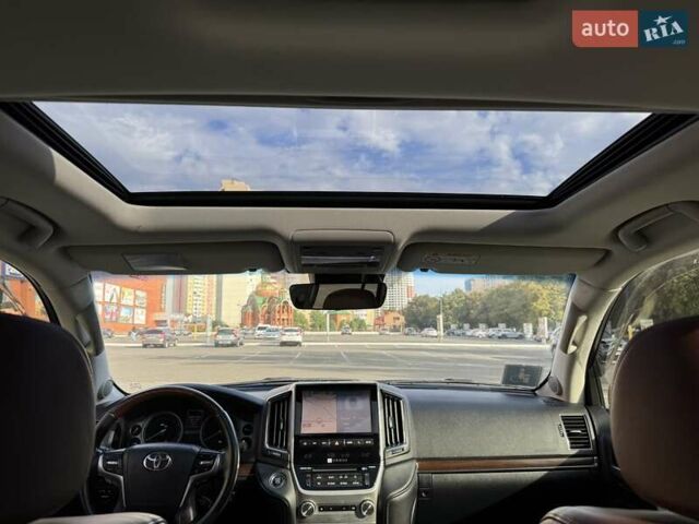 Сірий Тойота Ленд Крузер, об'ємом двигуна 4.46 л та пробігом 224 тис. км за 44950 $, фото 22 на Automoto.ua