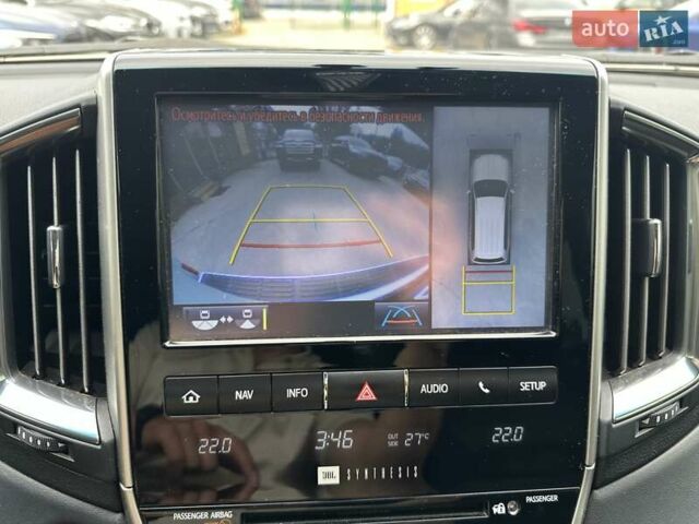 Серый Тойота Ленд Крузер, объемом двигателя 4.61 л и пробегом 161 тыс. км за 42500 $, фото 35 на Automoto.ua