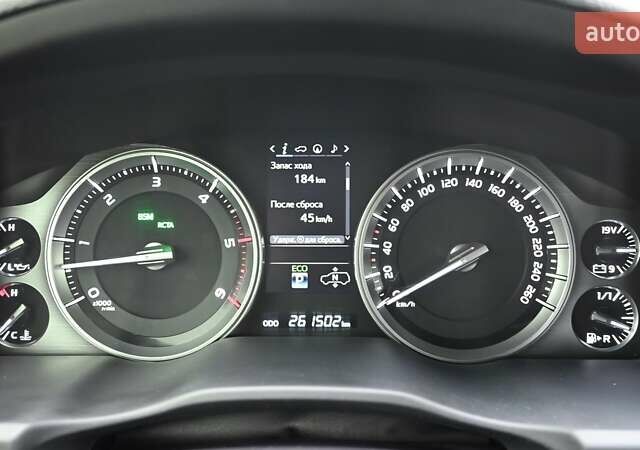 Серый Тойота Ленд Крузер, объемом двигателя 4.46 л и пробегом 261 тыс. км за 45240 $, фото 10 на Automoto.ua