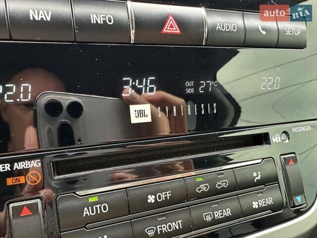 Серый Тойота Ленд Крузер, объемом двигателя 4.61 л и пробегом 161 тыс. км за 42500 $, фото 34 на Automoto.ua