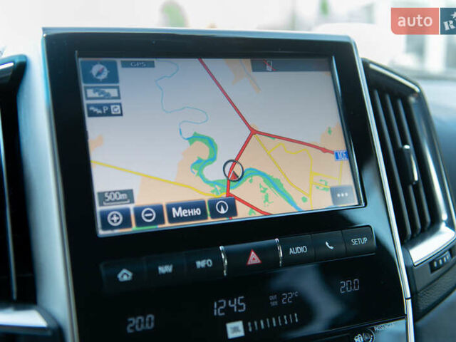 Сірий Тойота Ленд Крузер, об'ємом двигуна 4.46 л та пробігом 70 тис. км за 73000 $, фото 39 на Automoto.ua