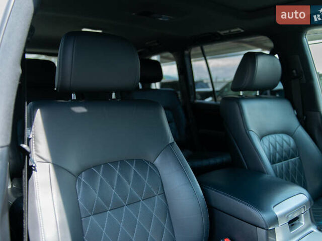 Сірий Тойота Ленд Крузер, об'ємом двигуна 4.46 л та пробігом 70 тис. км за 73000 $, фото 36 на Automoto.ua