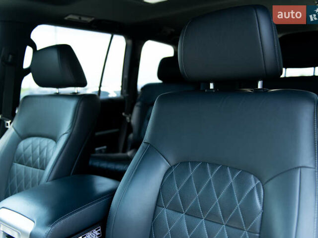 Сірий Тойота Ленд Крузер, об'ємом двигуна 4.46 л та пробігом 70 тис. км за 73000 $, фото 28 на Automoto.ua