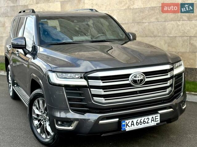 Серый Тойота Ленд Крузер, объемом двигателя 3.45 л и пробегом 88 тыс. км за 66800 $, фото 8 на Automoto.ua