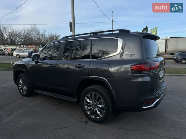 Серый Тойота Ленд Крузер, объемом двигателя 3.45 л и пробегом 80 тыс. км за 67000 $, фото 9 на Automoto.ua