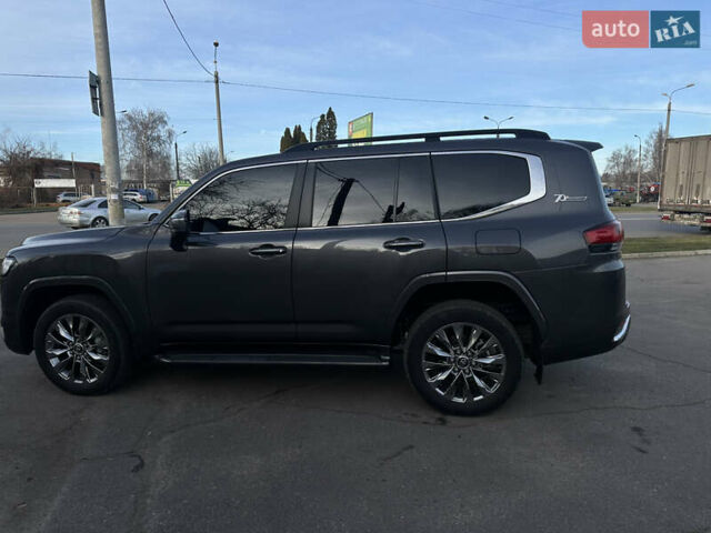 Серый Тойота Ленд Крузер, объемом двигателя 3.45 л и пробегом 80 тыс. км за 67000 $, фото 10 на Automoto.ua